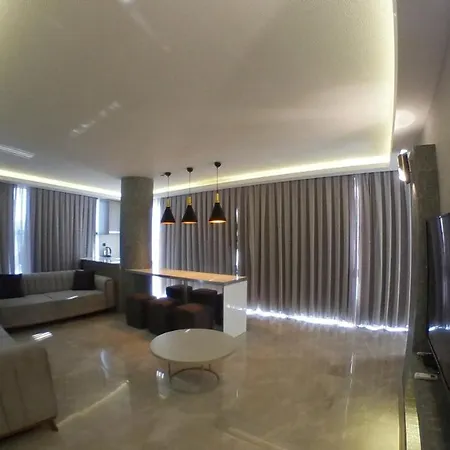 Le Luxe Отель
