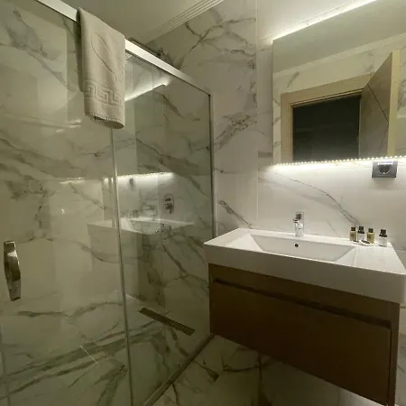 Le Luxe