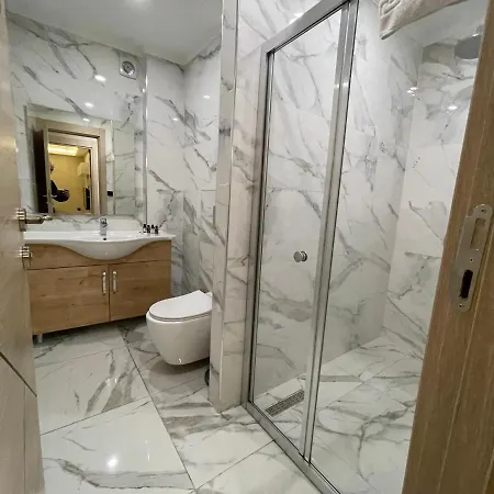 Le Luxe Bursa
