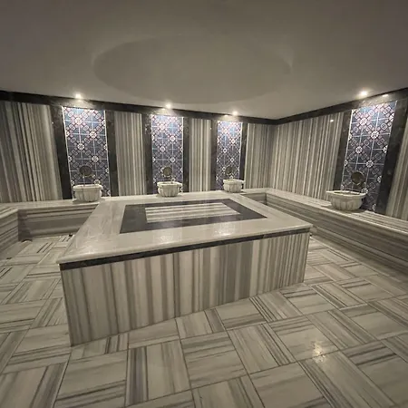 Hotel Le Luxe
