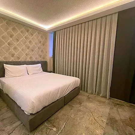 Le Luxe 5*