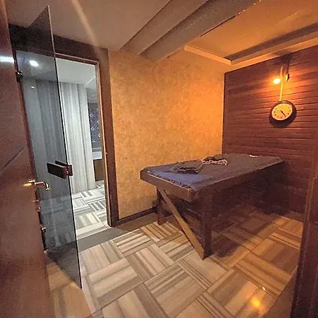 Le Luxe 5*