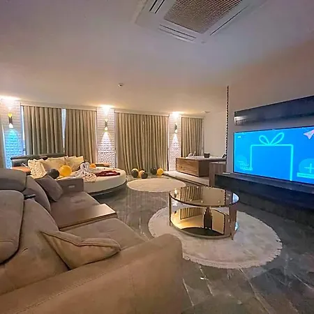 Le Luxe 酒店 伯萨